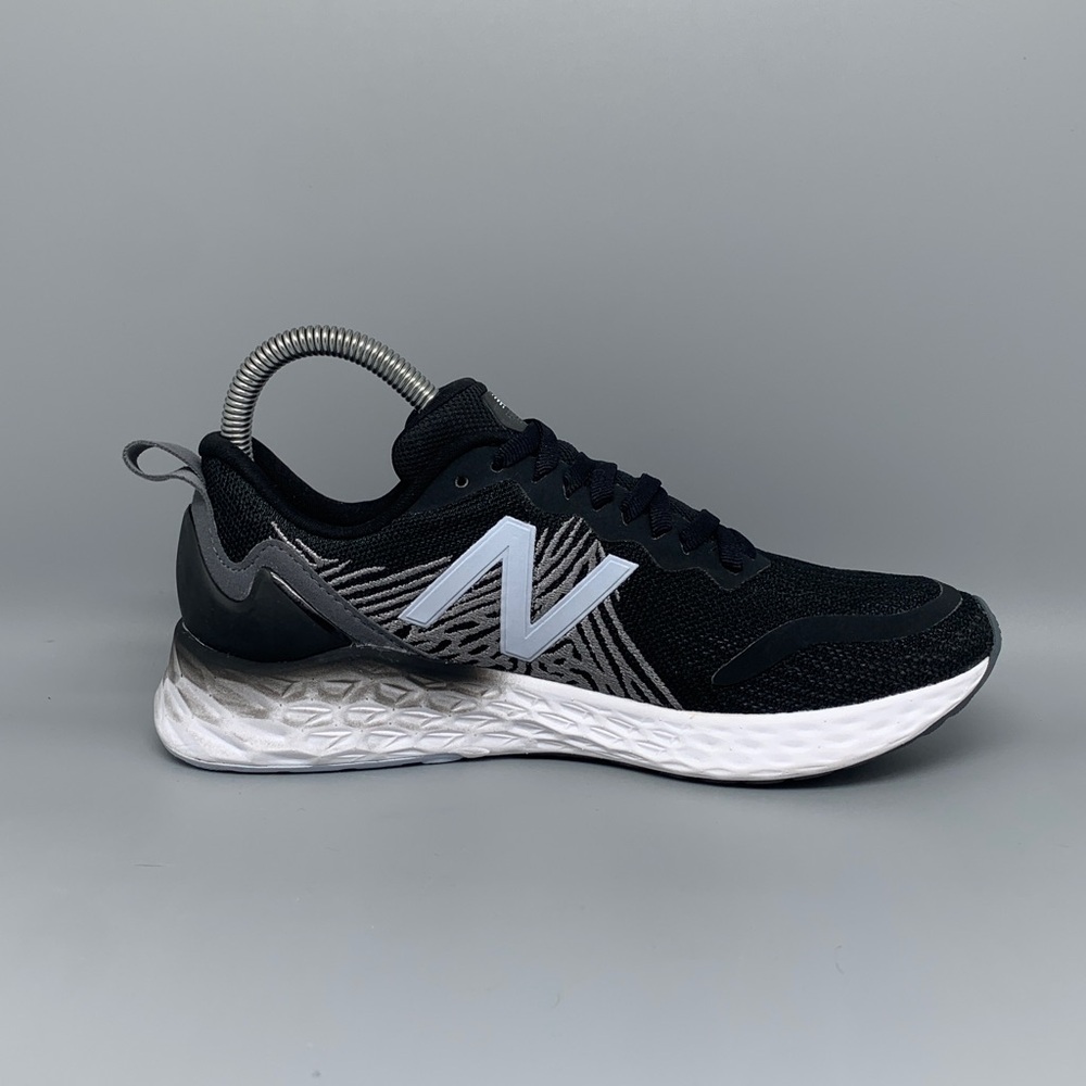 New Balance Fresh Foam Tempo Black‎ White Running Shoes WTMPOBK Women’s Sz 7 NWT - Picture 5 of 10